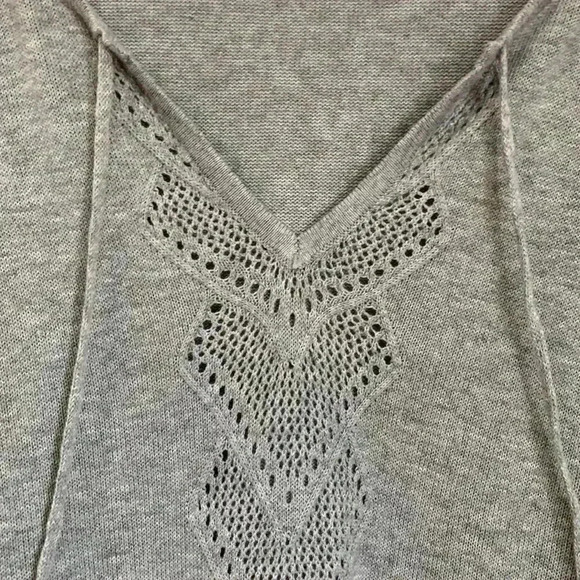 Bellini delicate knit sweater with 3/4 sleeves and v  neck - Picture 4 of 8